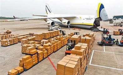 民航局預計“五一”旅客量降七成，大型航司日虧億元，貨運成亮點